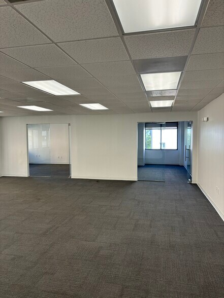 More Photos Of 1701 Ponce De Leon Blvd, Coral Gables Office For Lease