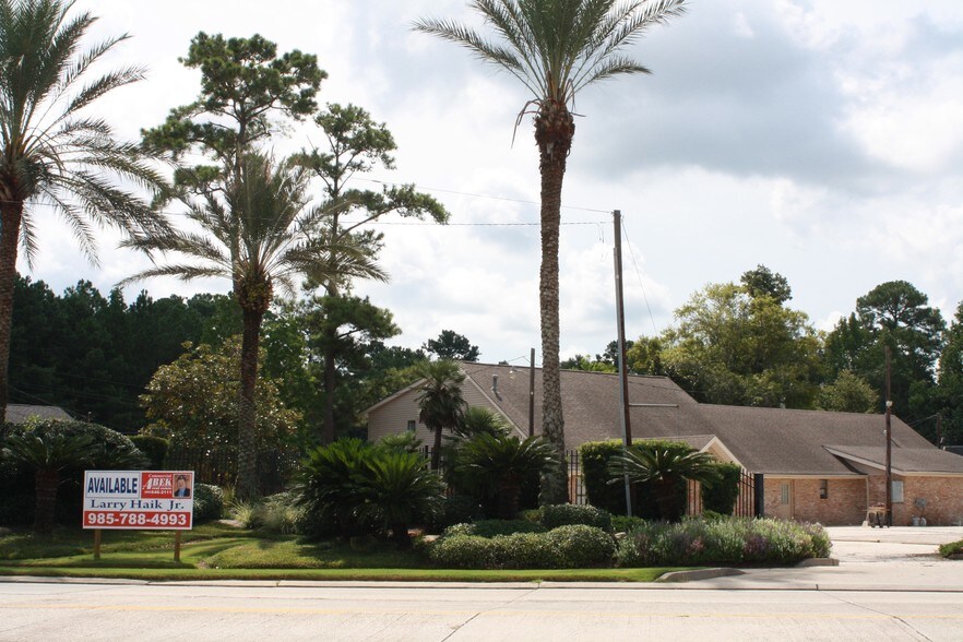 More Photos Of 894 Robert Blvd, Slidell Medical For Lease