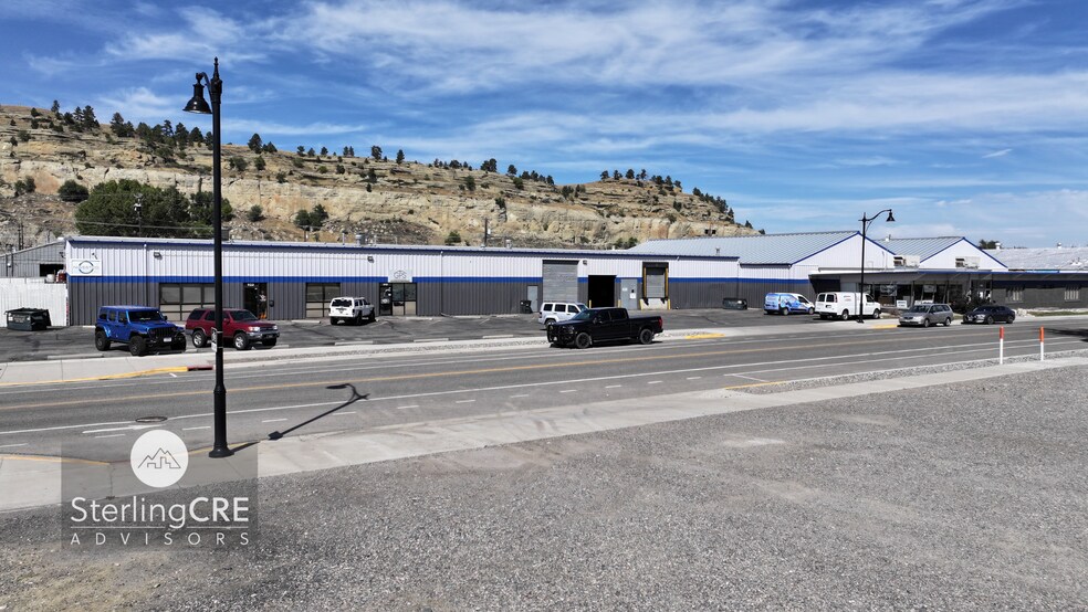 More Photos Of 923 2nd Ave, Billings Truck Terminal For Lease