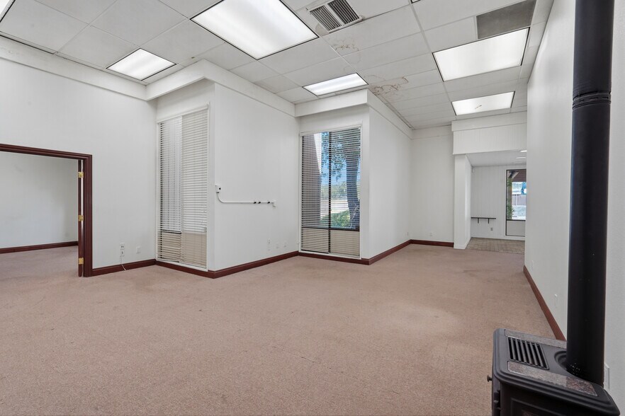 More Photos Of 13170 Lincoln Way, Auburn Office For Sale