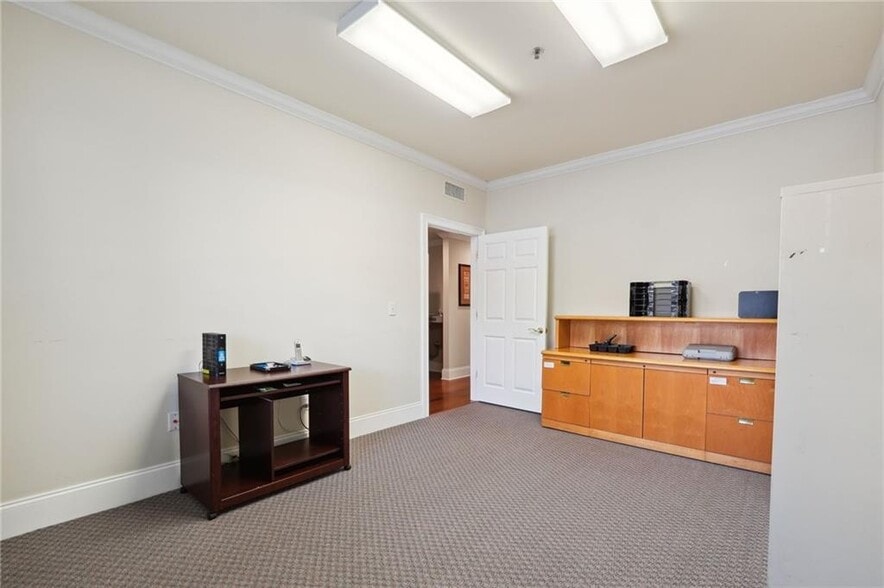 More Photos Of 11785 Northfall Ln, Alpharetta Medical For Sale