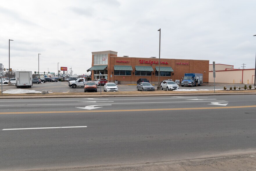 More Photos Of 601 W Will Rogers Blvd, Claremore Drugstore For Sale