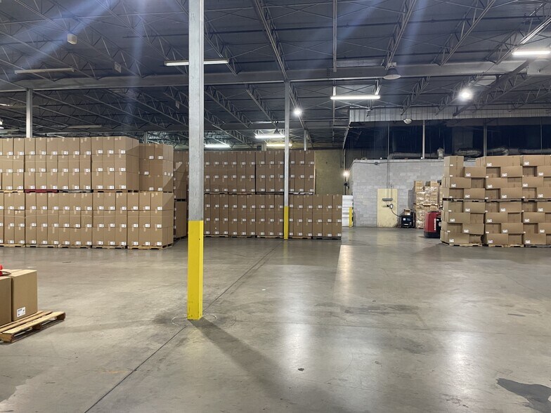 More Photos Of 3220 W Gentry Pky, Tyler Warehouse For Sale