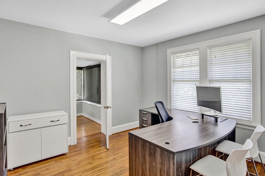 More Photos Of 2258 Riverside Ave, Jacksonville Office For Sale