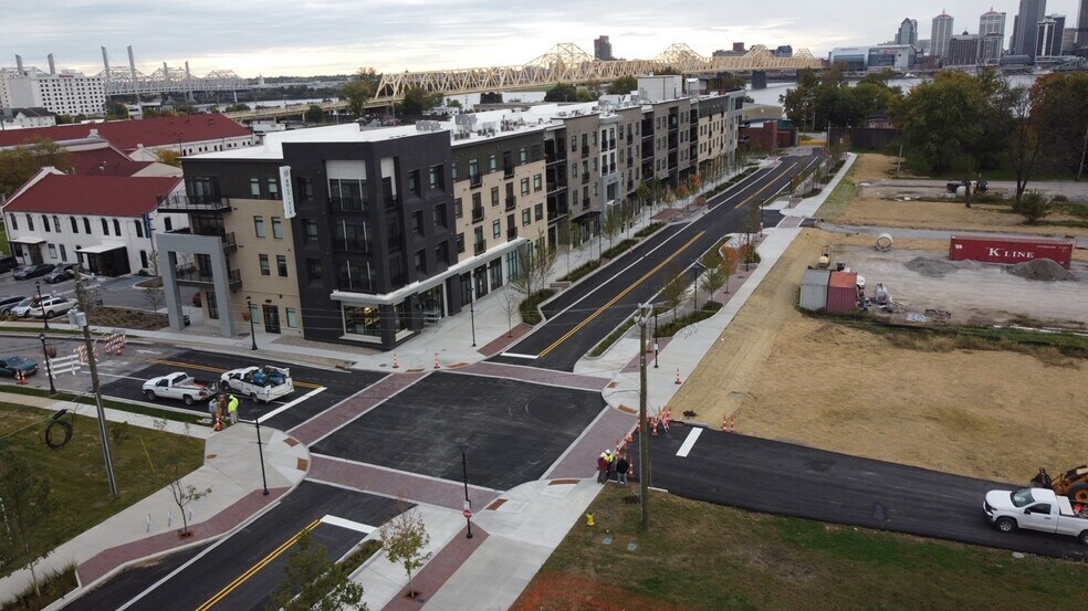 Primary Photo Of 1400 Main St, Clarksville Apartments For Lease