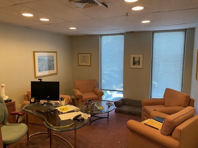 More Photos Of 155 Maple St, Springfield Medical For Sale