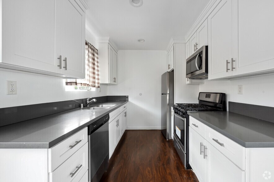 More Photos Of 7550 Fountain Ave, West Hollywood Apartments For Sale