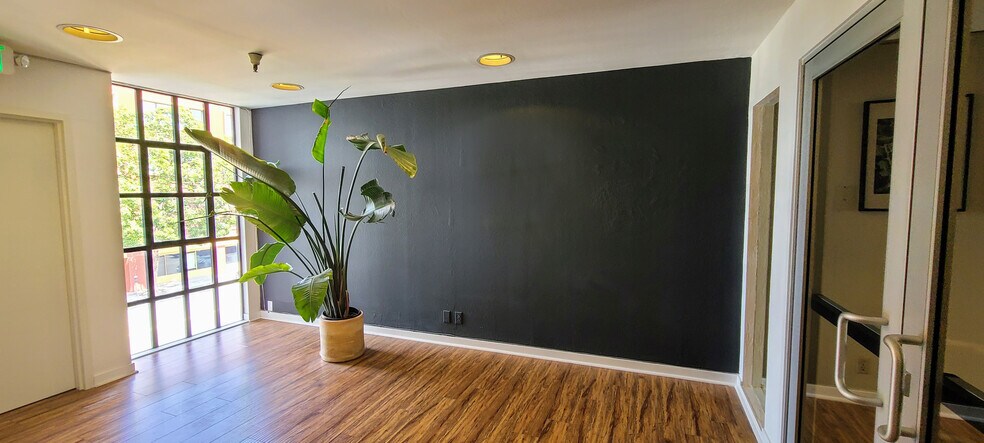 More Photos Of 315 Bay St, San Francisco Office For Lease