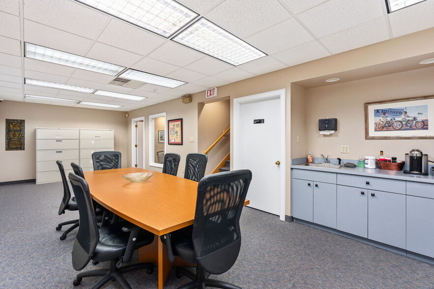 More Photos Of 1000 Germantown Pike, Plymouth Meeting Medical For Sale