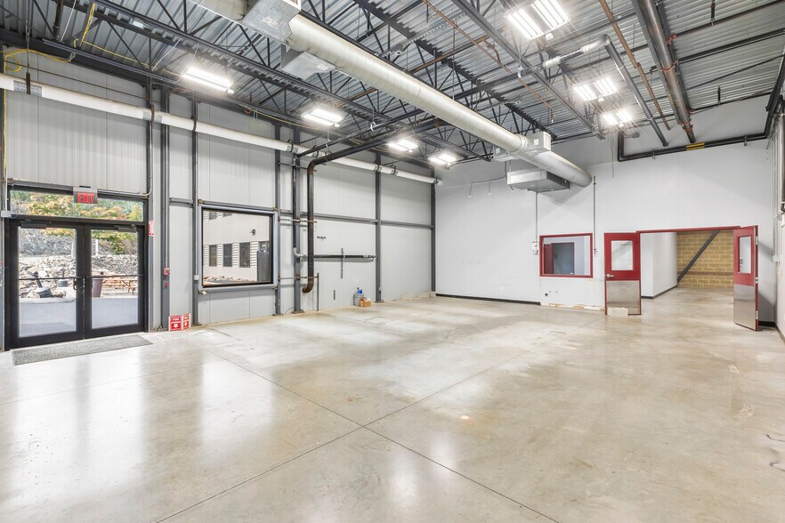 More Photos Of 1 Technology Way, Salem Industrial For Sale