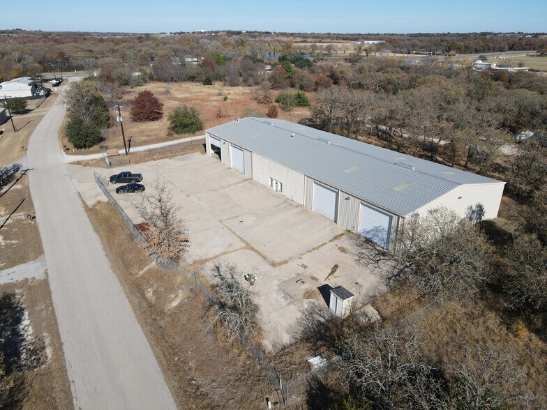 More Photos Of 2915 Greenlee Park Trl, Weatherford Warehouse For Sale
