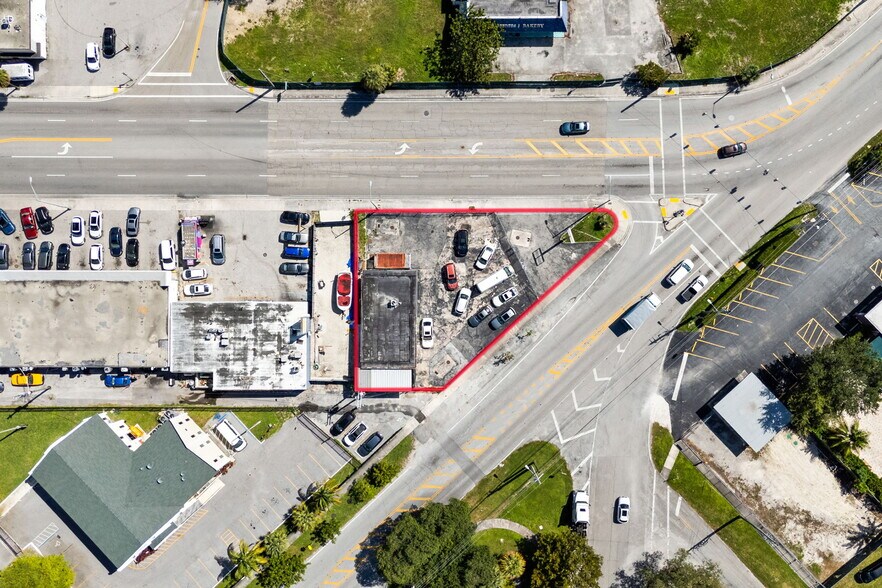 More Photos Of 11815 NE 2nd Ave, Miami Auto Repair For Sale