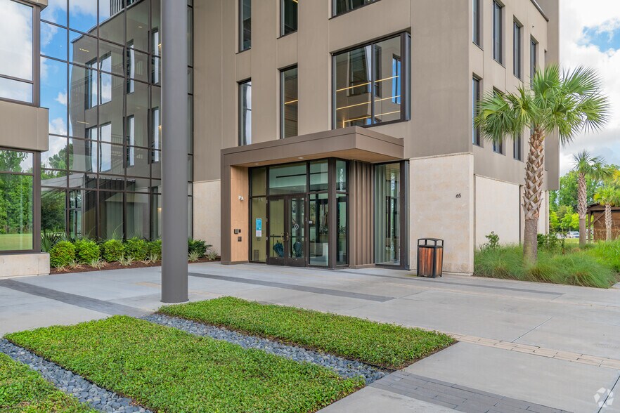 More Photos Of 65 Fairchild St, Charleston Office For Lease