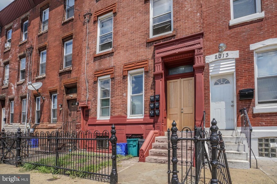 More Photos Of 2011 E Allegheny Ave, Philadelphia Apartments For Sale