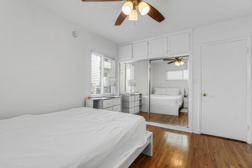 More Photos Of 1246 S Saltair Ave, Los Angeles Apartments For Sale