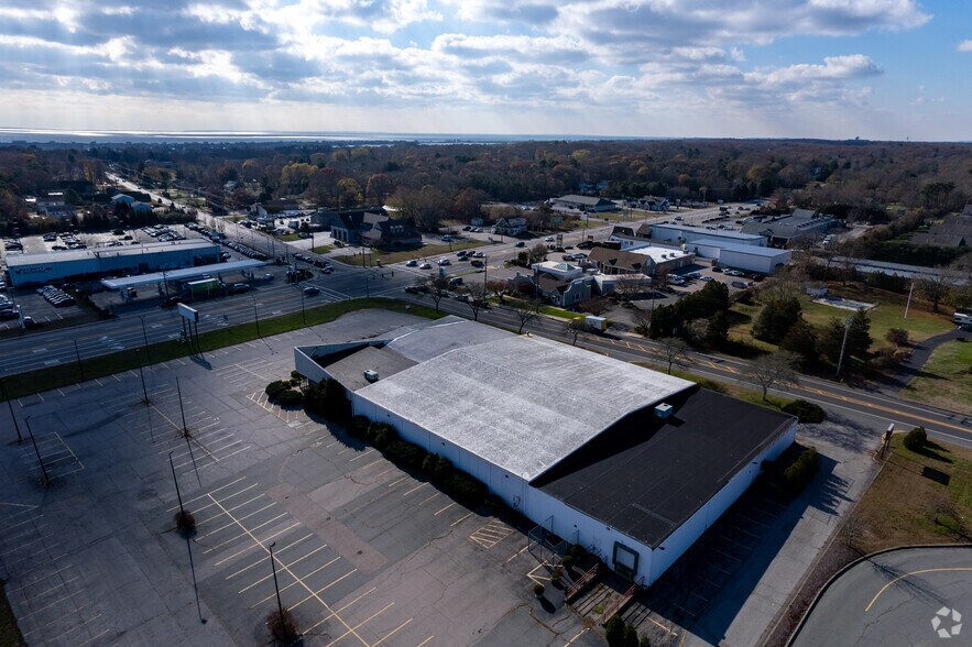 More Photos Of 248 Post Rd, Westerly Freestanding For Sale