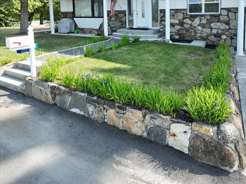 More Photos Of 205 A St, Fairbanks Apartments For Sale