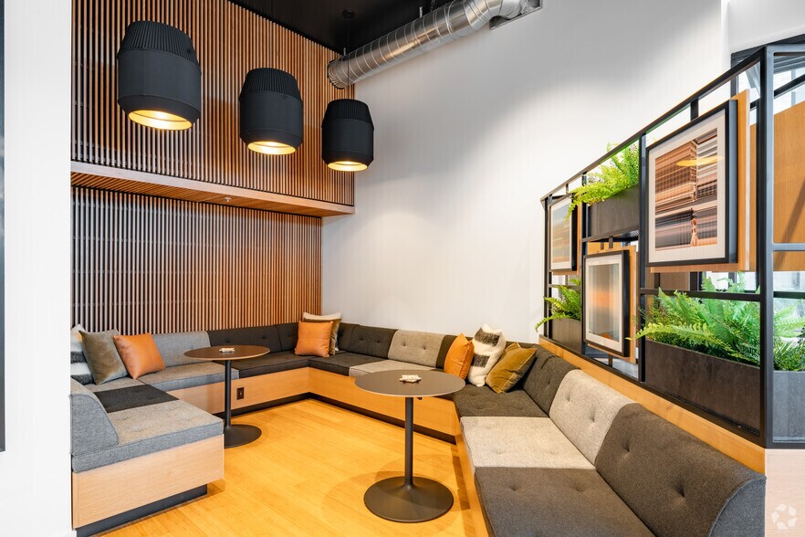 More Photos Of 2309 S Jackson St, Seattle Apartments For Lease