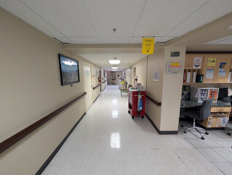 More Photos Of 1221 N Cotton St, El Paso Hospital For Lease