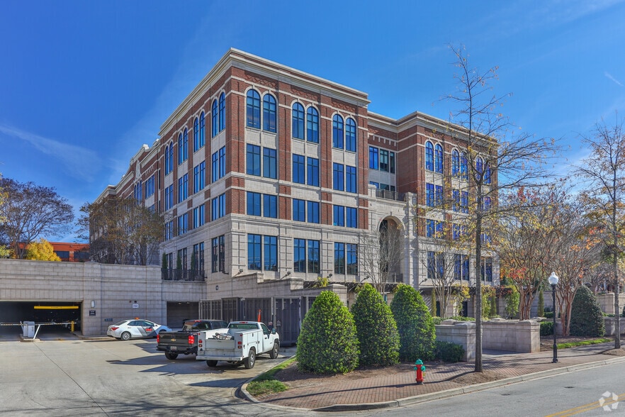 More Photos Of 100 Dunbar St, Spartanburg Office For Lease