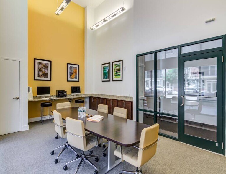 More Photos Of 121 Towne St, Stamford Apartments For Lease