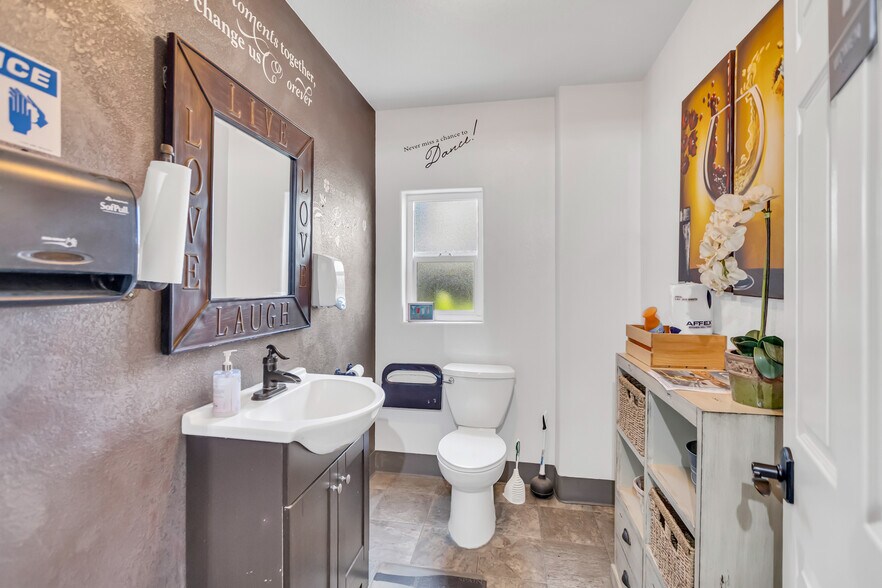 More Photos Of 8345 Main St, Mokelumne Hill General Retail For Sale