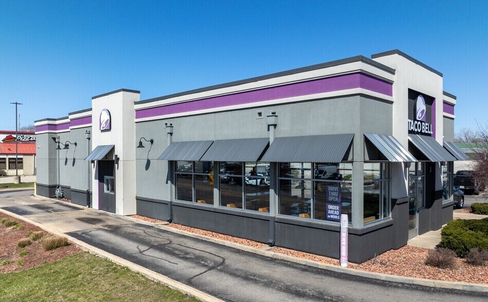 Primary Photo Of 2780 Belvidere Rd, Waukegan Fast Food For Sale