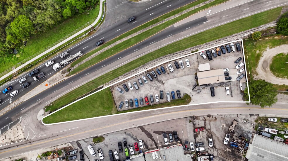 More Photos Of 7116 Rose Ave, Orlando Auto Dealership For Sale