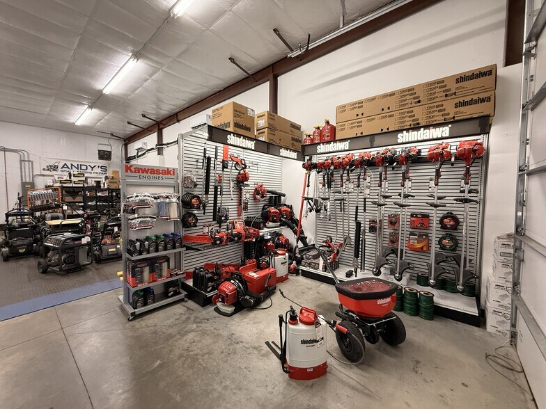 More Photos Of 4617 Hillsborough Rd, Durham Light Manufacturing For Lease