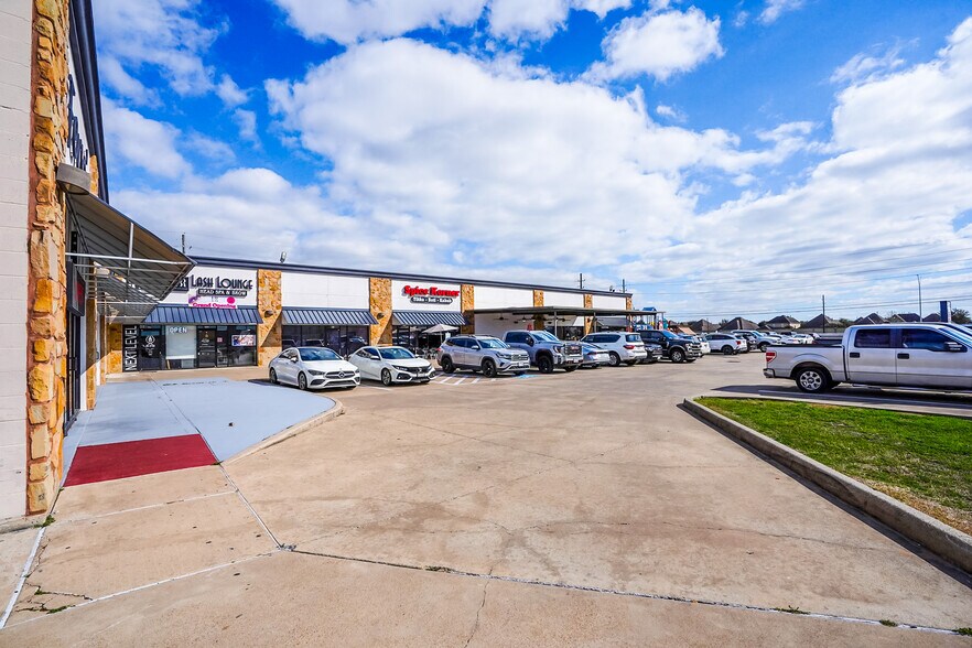 More Photos Of 26440 FM 1093, Richmond Storefront For Sale