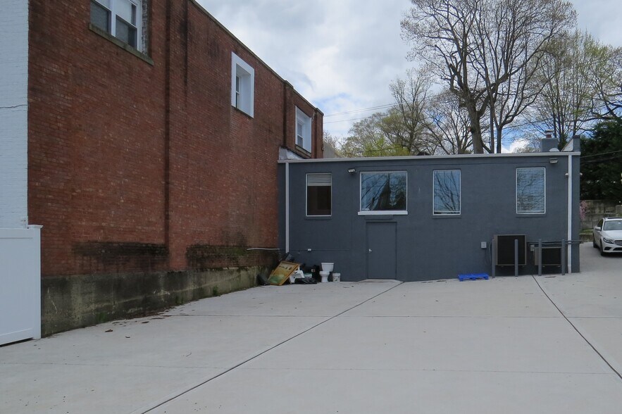 More Photos Of 135 Haven Ave, Port Washington Office For Lease