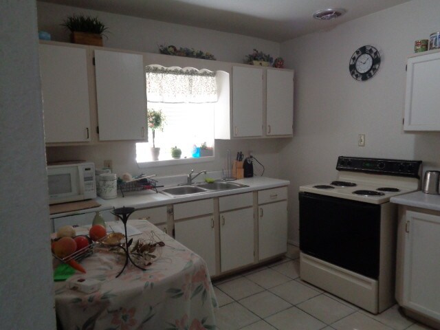 More Photos Of 1050 N Mesilla St, Las Cruces Apartments For Sale
