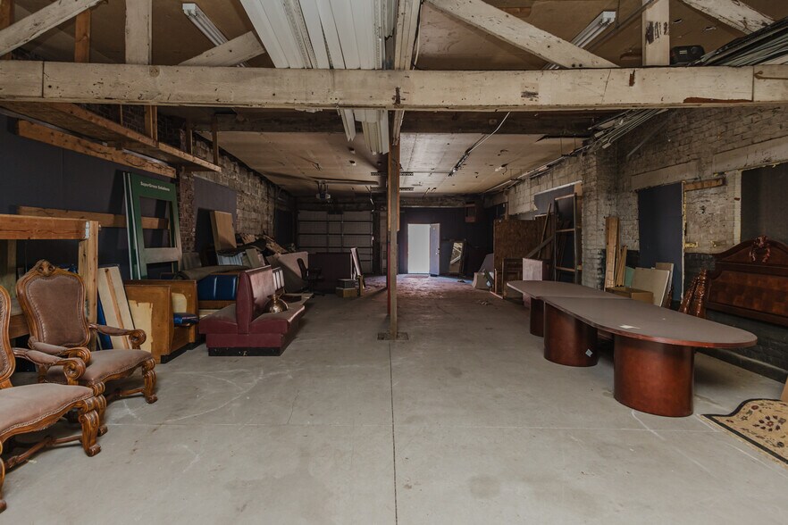 More Photos Of 470 N Seneca St, Wichita Warehouse For Sale