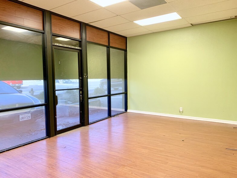 More Photos Of 5102-5108 Azusa Canyon Rd, Irwindale Unknown For Lease