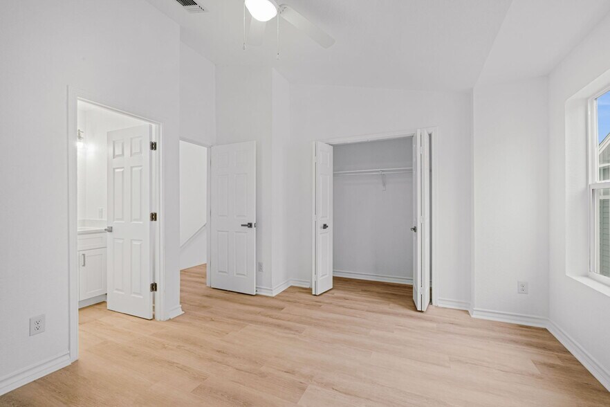 More Photos Of , San Antonio Multifamily For Sale