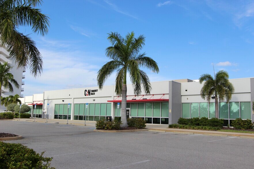 Primary Photo Of 3251 3rd Ave N, Saint Petersburg Medical For Lease