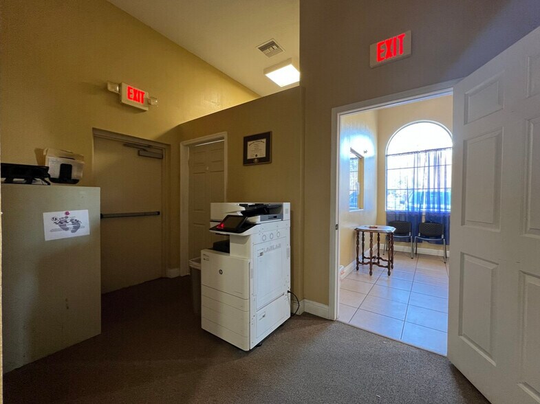 More Photos Of 2760-2766 Dora Ave, Tavares Medical For Sale