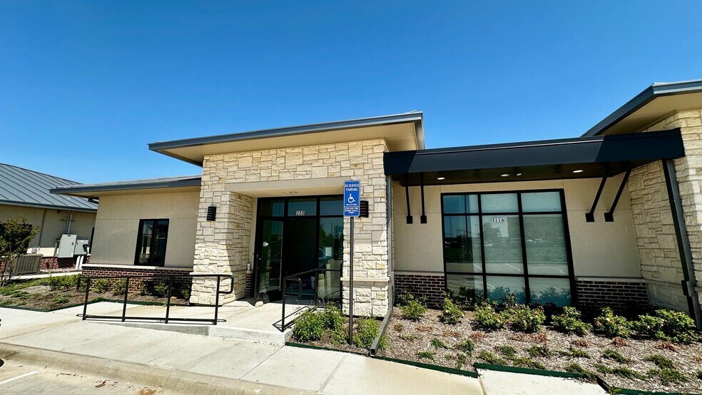 More Photos Of 3116 Capital Way, Fort Worth Medical For Lease