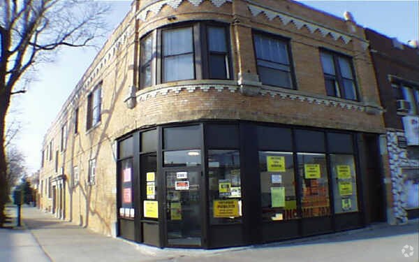 More Photos Of 3901 W Fullerton Ave, Chicago Storefront Retail Residential For Lease