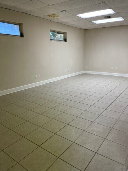 More Photos Of 701 N Hercules Ave, Clearwater Medical For Lease