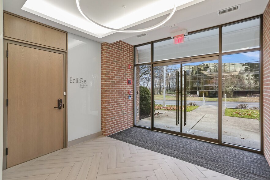 More Photos Of 320 Post Rd W, Westport Office For Lease