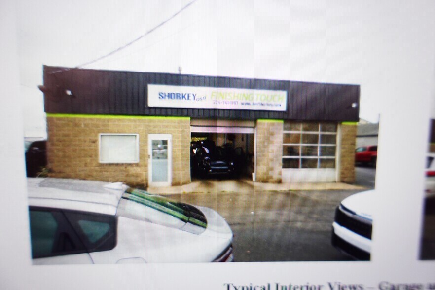 More Photos Of 10400 Perry Hwy, Wexford Auto Repair For Lease