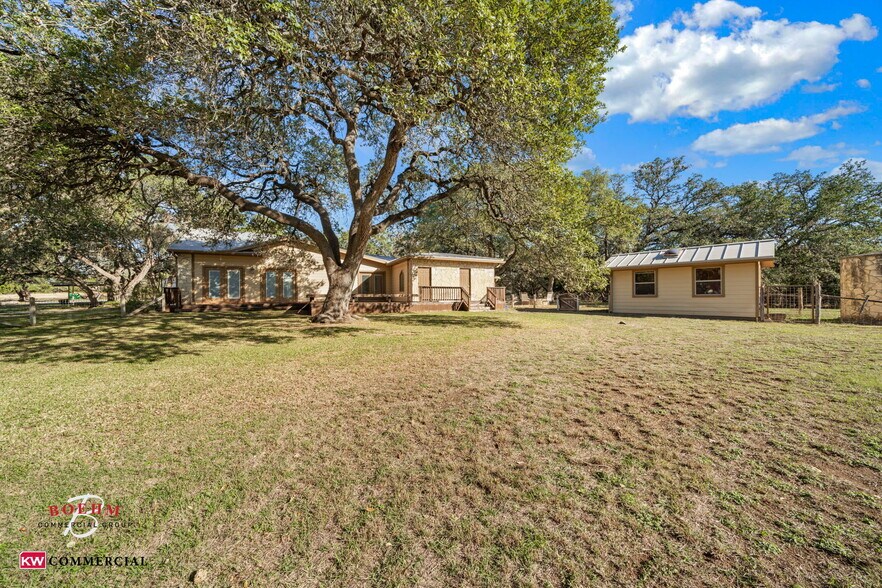 More Photos Of 39 Scenic Loop Rd, Boerne Office Residential For Lease