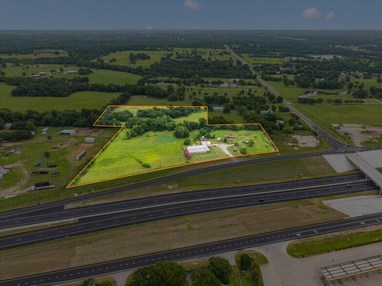 Primary Photo Of 17645 Highway 6, Navasota Land For Sale