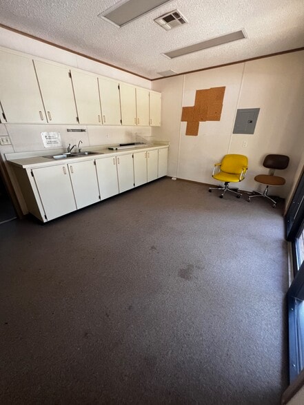 More Photos Of 6157 S US Highway 1, Fort Pierce Office For Lease