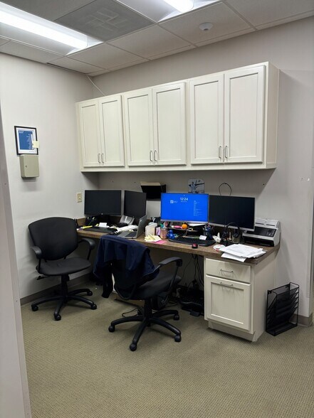 More Photos Of 2701 W St Isabel St, Tampa Medical For Sale