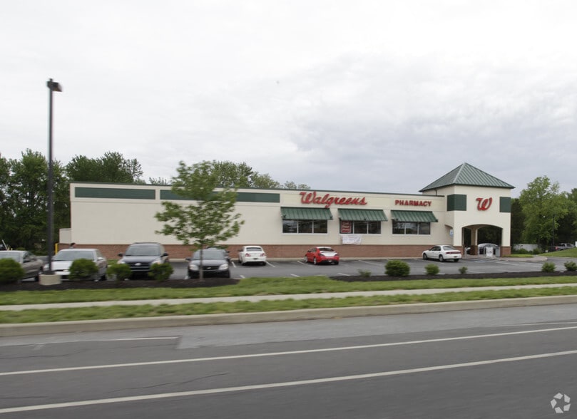 More Photos Of 5999 Summit Bridge Rd, Townsend Drugstore For Sale