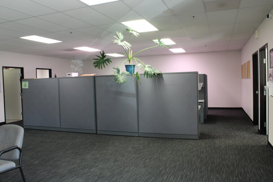 More Photos Of 725 Trademark Dr, Reno Warehouse For Lease