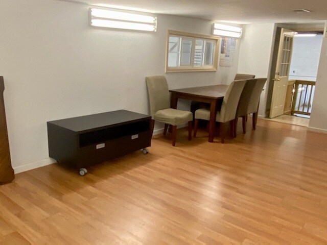 More Photos Of 9107 Industry Dr, Manassas Park Warehouse For Lease