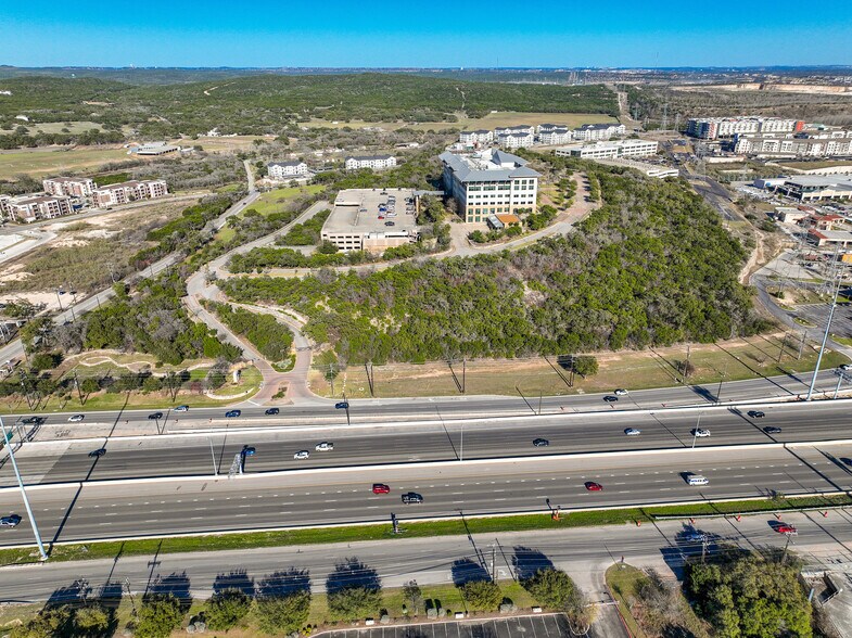 More Photos Of 19003 I-10 W, San Antonio Unknown For Lease